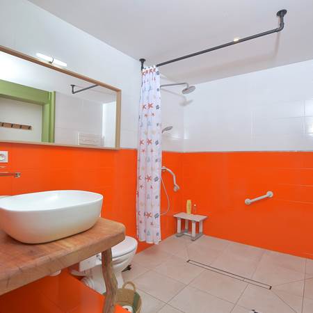 villa-les-salines-fleur-de-sel-location-appartement-maison-vacances-grau-du-roi-jardin-proche-plage-gallery-offer
