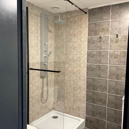 640972544-gallery-offer