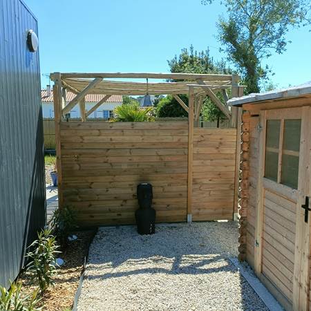 Entrée cottage Happy-gallery-offer