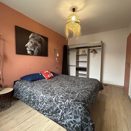 chambre lit de 160 avec penderie et rangement-gallery-offer