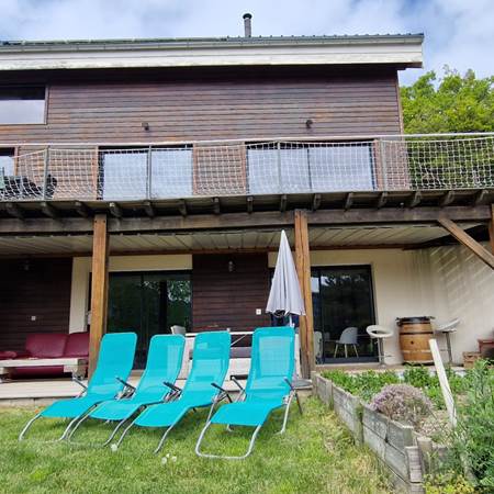 Le Chalet vue du jardin-gallery-offer