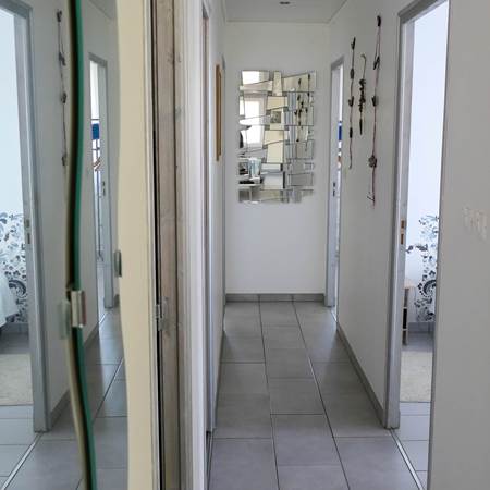 P1106490-gallery-offer