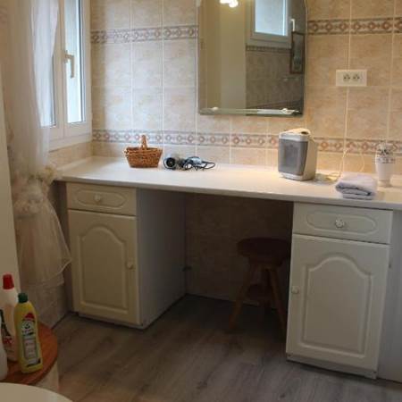 303277853-gallery-offer