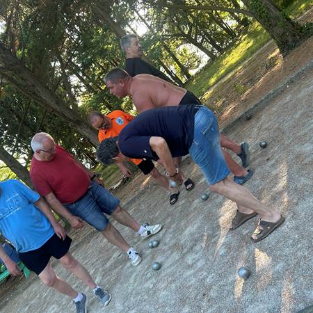 Concours de pétanque-gallery-offer