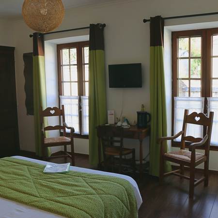 Chambre Giverny bien équipée-gallery-offer