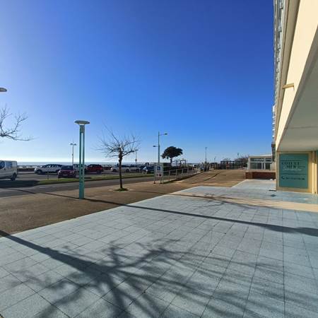 WhatsApp Image 2025-02-04 at 10.53.59 AM-gallery-offer