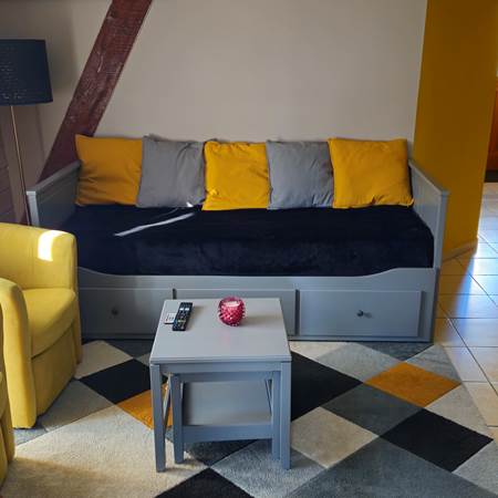 Coin salon avec banquette lit double-gallery-offer