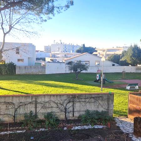 villa-les-salines-artemia-location-appartement-maison-vacances-grau-du-roi-jardin-proche-plage-grande-capacité-couchages-gallery-offer