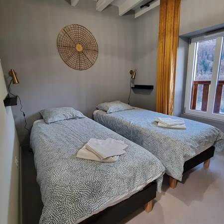 chambre avec 2 lits simples pouvant être rejoints en lit double-img-gallery-solo