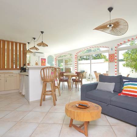 villa-les-salines-flamant-location-appartement-maison-vacances-grau-du-roi-jardin-proche-plage-gallery-offer