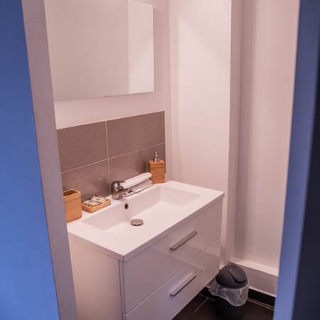 Chambre 2 Salle de Bain-gallery-offer