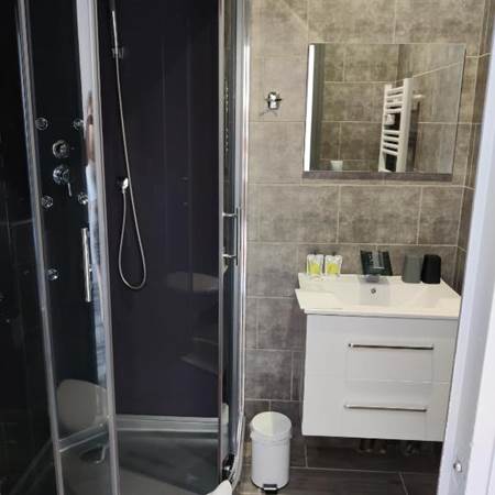 373740170-gallery-offer