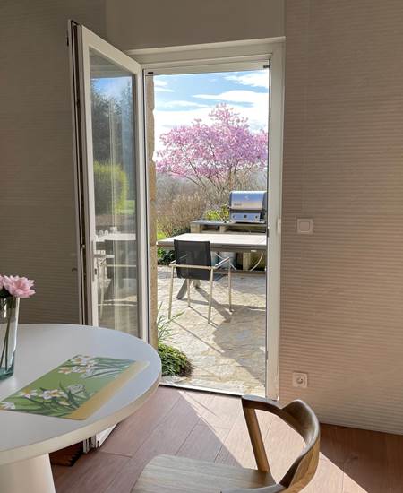Salle a manger vue sur jardin