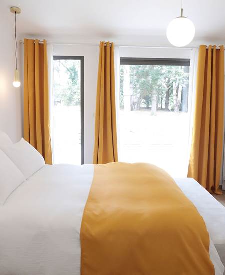 Chambre Pierres Dorées L