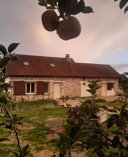 Facade entre´es gi^te La Suite