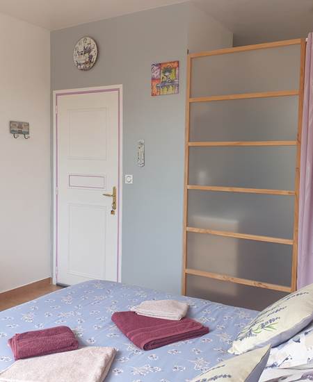 LES CHAMBRES DE MON P'TIT MAS - chambres d'hôtes - propriété rurale  - Chambre Double avec Salle de Bains Privative
