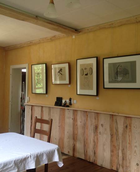 cuisine-salle à manger du gîte de la maison forestière de la Soie - tradition du bois dans la vallée de la Vezouze au sud de la Meurthe-et-Moselle