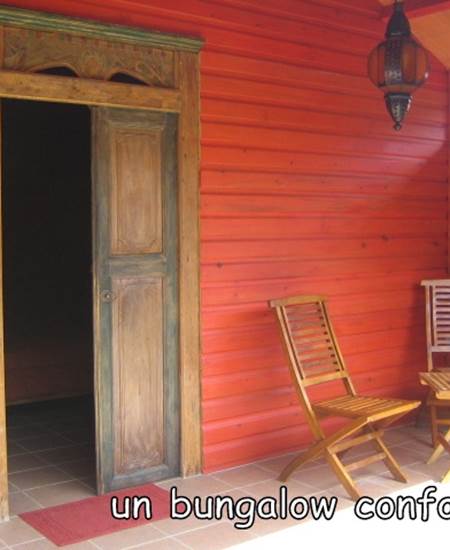 Extérieur bungalow confort "rouge"