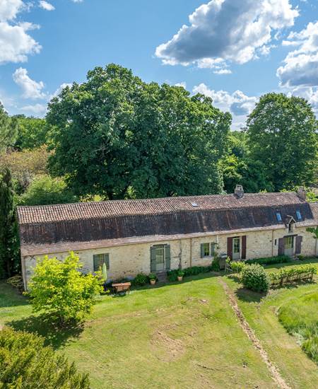 Vue aérienne Gîte INYAQAB crédit photo logadrone