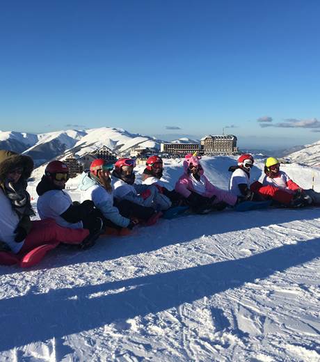 Snake  Gliiss  descente panoramique au-dessus Superbagnères