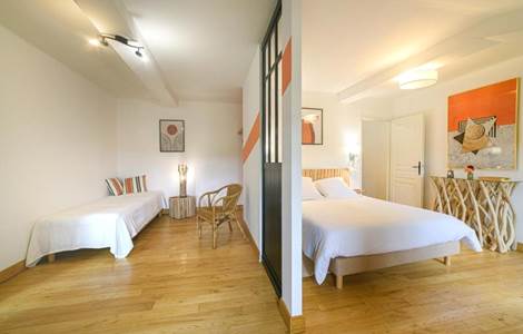 chambre-hote-manoir-courbiac-piscine