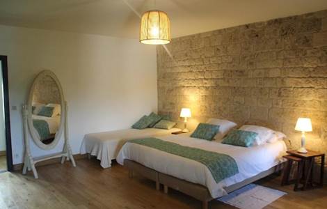 chambre-hote-manoir-courbiac-piscine