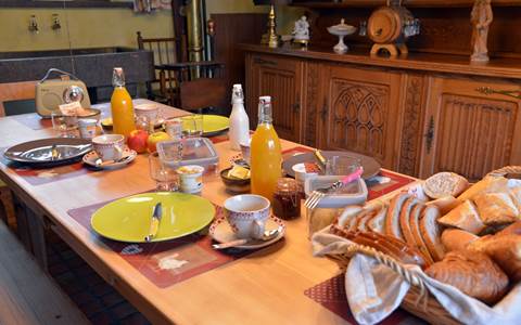 Manoir petit-déjeuner b