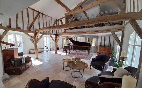 Salon de musique vue d'ensemble