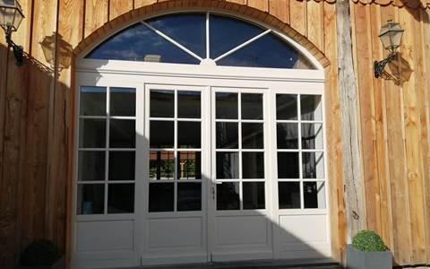 Entrée salle de réception