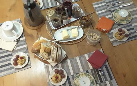 Pipistrelles19-chambredhotes-gite-meymac-petitdejeuner