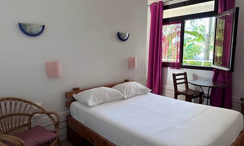 chambre 2 personnes au rez de chaussée