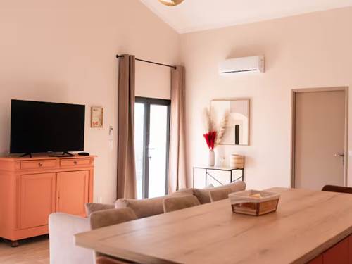 salon spacieux Appartement La Bastide