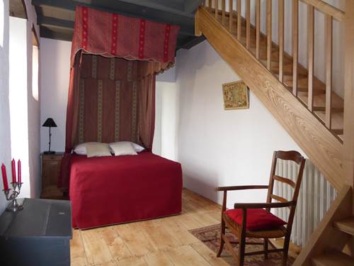 Suite Médiévale, le lit de la duchesse