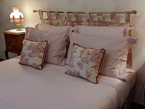 LIT ELECTRIQUE QUEEN SIZE