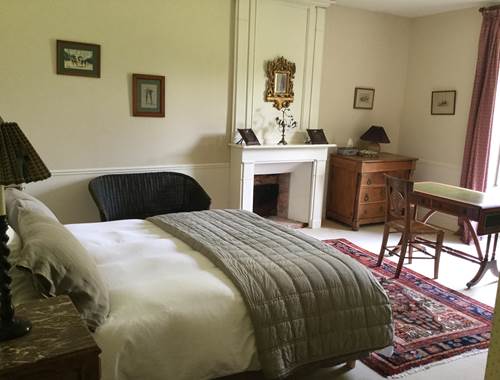 chambre "Empire" avec vue sur le parc et le magnolia