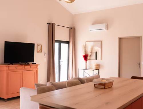 salon spacieux Appartement La Bastide