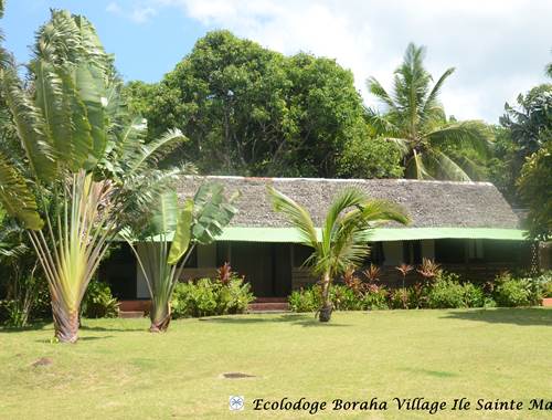Bungalow Familial 5 Pax Boraha Village Ile Ste Marie Madagascar 01