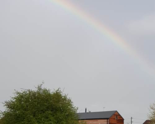 Cabane de l'Ecureuil et arc en ciel
