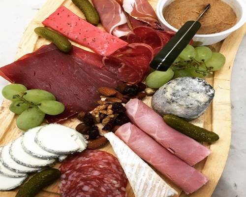 charcuterie_board_960x642