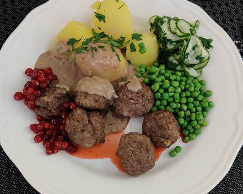 Meaty meatballs meal