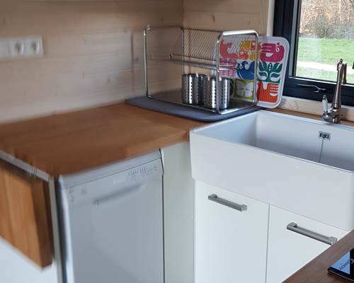 Cabane du Cerf, cuisine côté gauche