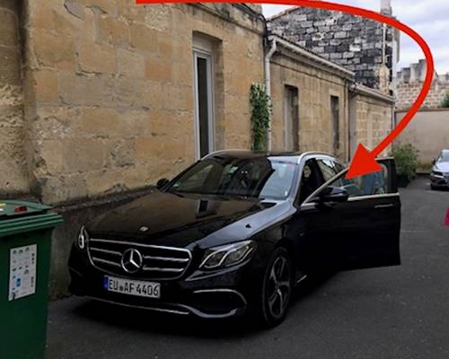 Parking privé au pied de la guest house