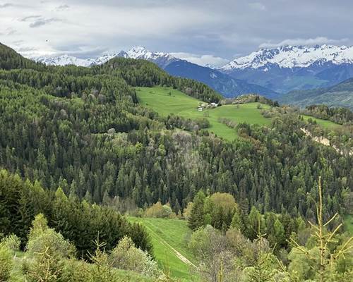 Monte´e des Vieux villages