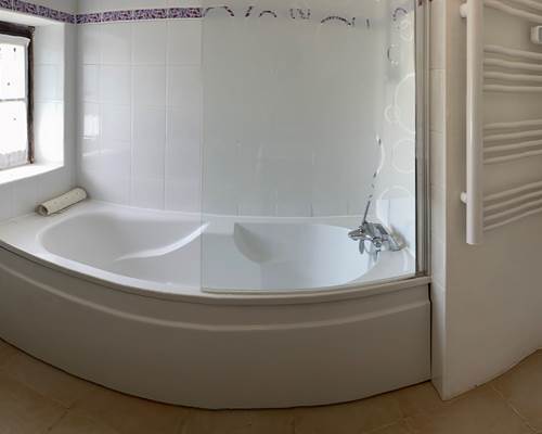 La salle de bain privée RdC