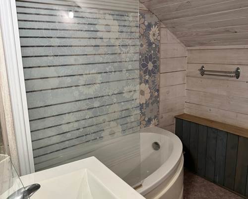 Salle de bain wc à l'étage