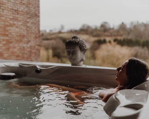 Jacuzzi privatif avec vue panoramique