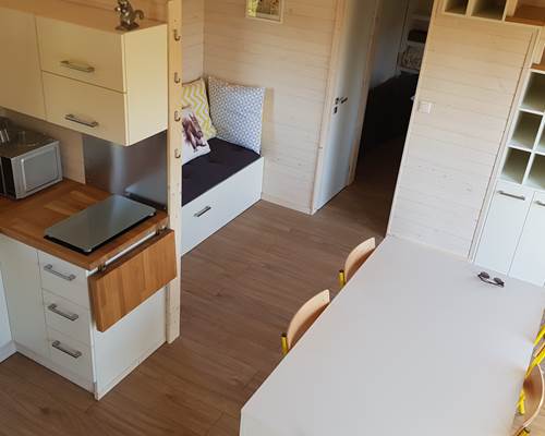 Cabane de l'Ecureuil, vue de la pièce principale