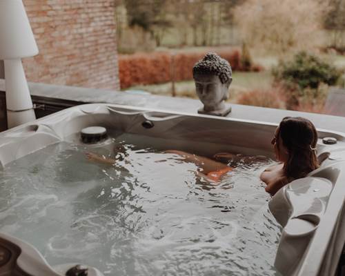 Jacuzzi privatif avec vue panoramique