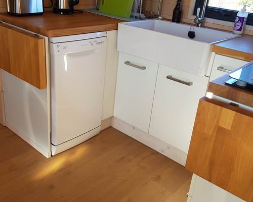 Cabane du Renard, cuisine côté gauche