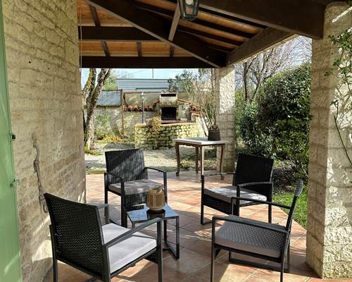 Terrasse salon de jardin sud_La Cavalerie